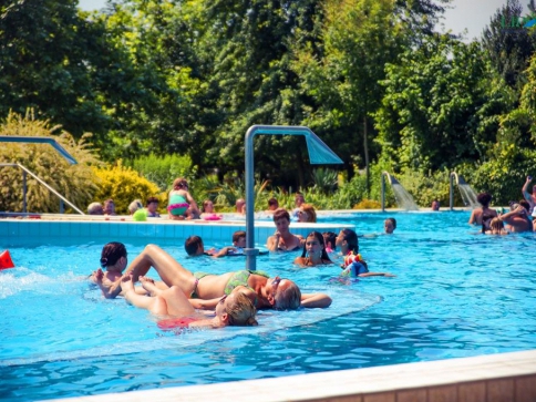 Pro zdraví i relaxaci do maďarských lázní Lipót Pro zdraví i relaxaci do maďarských lázní Lipót