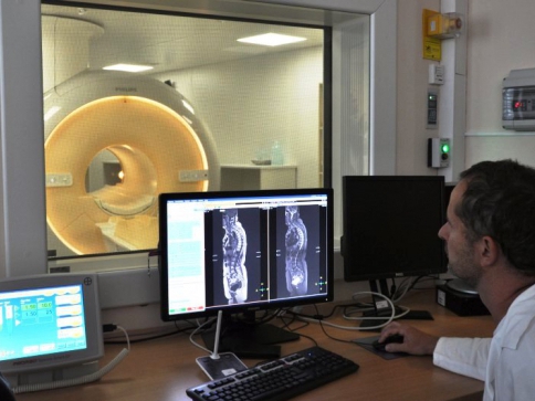 Fakultní nemocnice Brno spouští novou magnetickou rezonanci, foto FN Brno Fakultní nemocnice Brno spouští novou magnetickou rezonanci, foto FN Brno