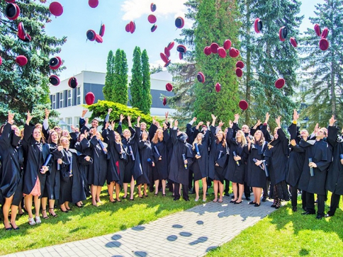 VŠTE má 340 nových absolventů, foto VŠTE VŠTE má 340 nových absolventů, foto VŠTE