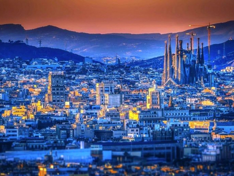 Odborníci se chystají na mezinárodní veletrh ALIMENTARIA 2018, ilustrační foto Barcelona: Walkerssk, pixabay.com Odborníci se chystají na mezinárodní veletrh ALIMENTARIA 2018, ilustrační foto Barcelona: Walkerssk, pixabay.com