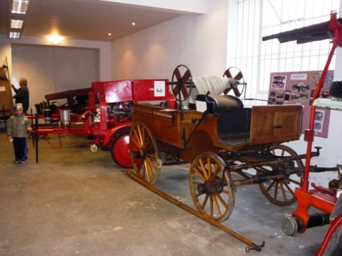 Hasičské muzeum v Čechách pod Kosířem se slavnými stříkačkami naší výroby, foto: cechypk.cz Hasičské muzeum v Čechách pod Kosířem se slavnými stříkačkami naší výroby, foto: cechypk.cz