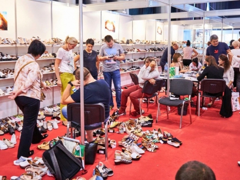 Obuvnický veletrh EURO SHOES v Moskvě má dobré načasování, foto: footwear Exhibition Euro Shoes © 2007-2018 Russia, Moscow Obuvnický veletrh EURO SHOES v Moskvě má dobré načasování, foto: footwear Exhibition Euro Shoes © 2007-2018 Russia, Moscow
