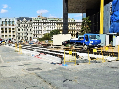 U Národního muzea vzniká nová tramvajová trať, foto: DPP U Národního muzea vzniká nová tramvajová trať, foto: DPP