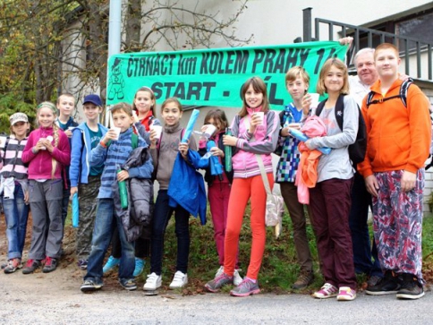 Turistický pochod 14 km kolem Prahy 14, foto: MČ Praha 14 Turistický pochod 14 km kolem Prahy 14, foto: MČ Praha 14