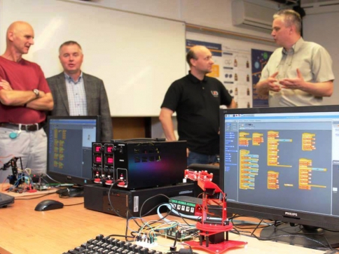 ZČU otevřela laboratoř pro internet věcí, foto: ZČU ZČU otevřela laboratoř pro internet věcí, foto: ZČU