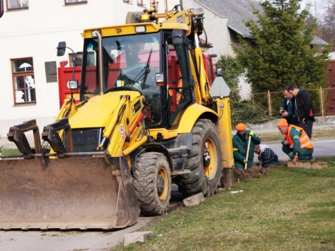 Téměř miliarda korun cílí na projekty, kanalizace i zdroje pitné vody, foto Praha Press Téměř miliarda korun cílí na projekty, kanalizace i zdroje pitné vody, foto Praha Press