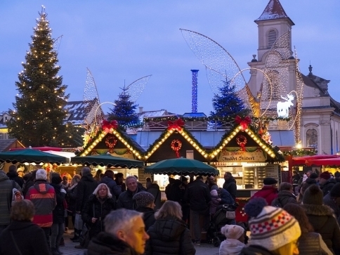Adventní trhy v Evropě: pozor na ceny i kapsáře Adventní trhy v Evropě: pozor na ceny i kapsáře