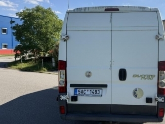 19757188_7.jpg