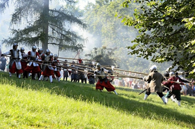 Tradiční oslavy Dne Brna započnou v pátek 15. srpna, ukázka obrany Brna před Švédy na úpatí Špilbeku, foto Michal Růžička, TICmB
