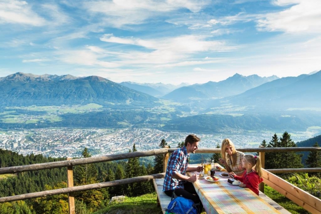 Pěší turistika s nádhernými výhledy v Innsbrucku, foto © Innsbruck Tourismus