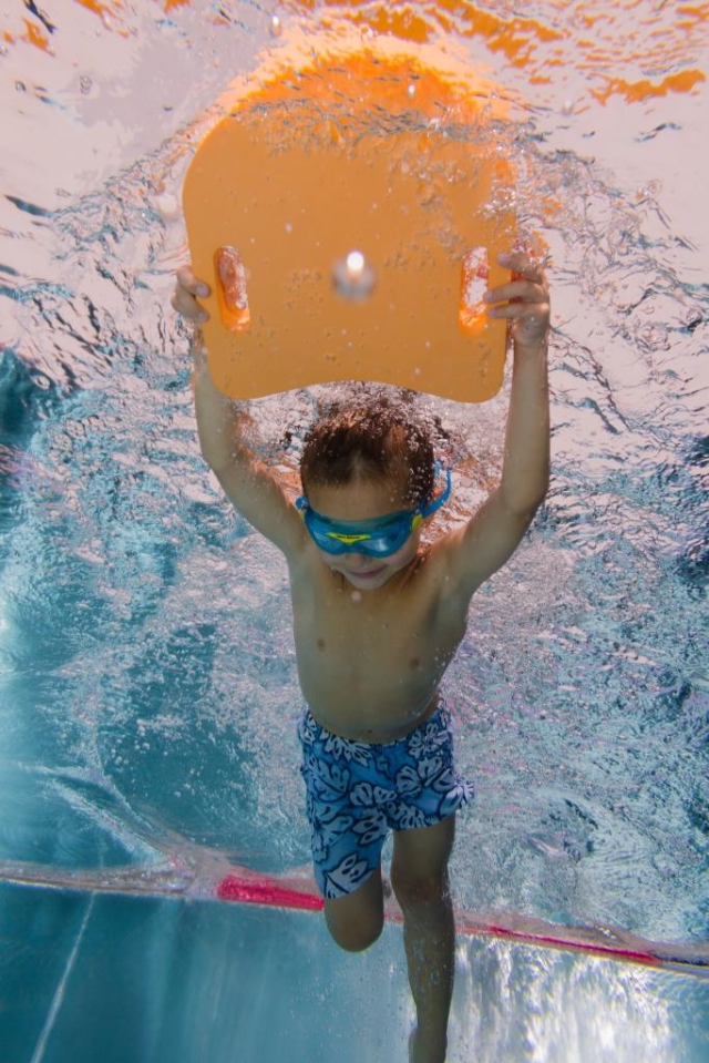 Aqua Sport Club nabízí v Plaveckém areálu Jedenáctka VS kurzy plavání pro děti i dospělé. 