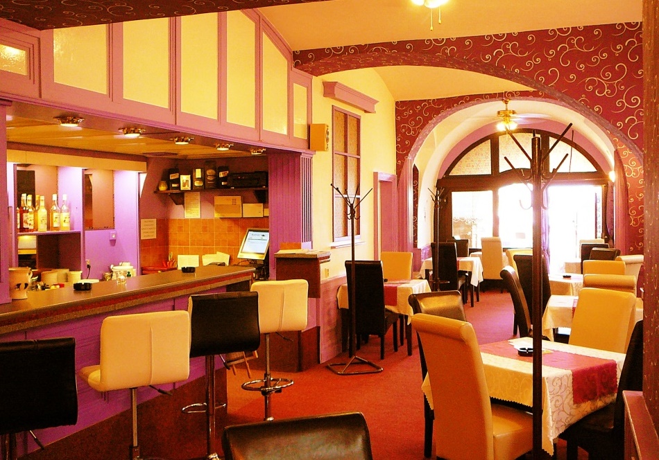 Kavárna v Grand Luxury Hotelu Trutnov, foto Grand Luxury Hotel