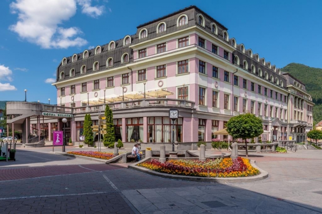 3hvězdičkový Hotel Kultura se nachází v klidném historickém centru města Ružomberok přímo na pěší zóně. 
