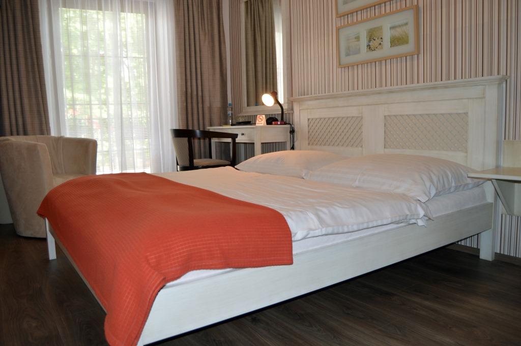 Užijte se komfortní ubytování na Lipně v jednolůžkovém, dvoulůžkovém či třílůžkovém pokoji nebo můžete zvolit rodinné apartmá se dvěma ložnicemi. Foto hotel Maxant