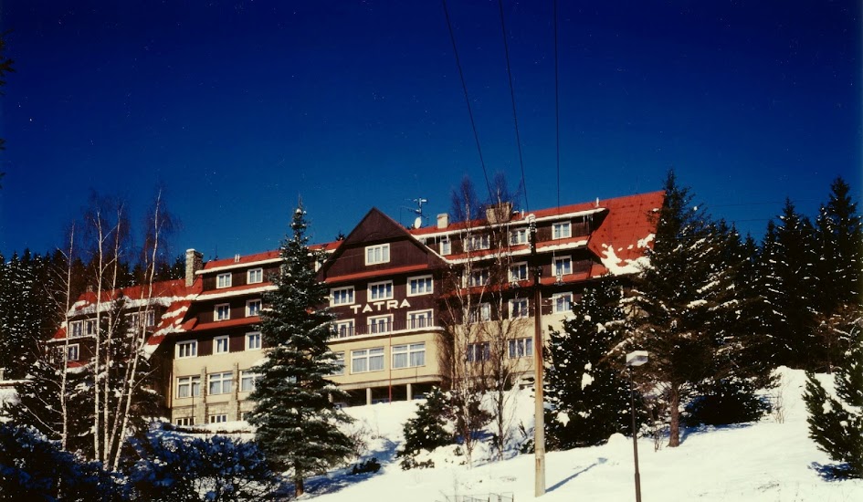Hotel Tatra & SPA Velké Karlovice se nachází v krásném prostředí typické valašské obce Velké Karlovice, na pomezí Javorníků, Beskyd a Vsetínských vrchů, foto Hotel Tatra & SPA