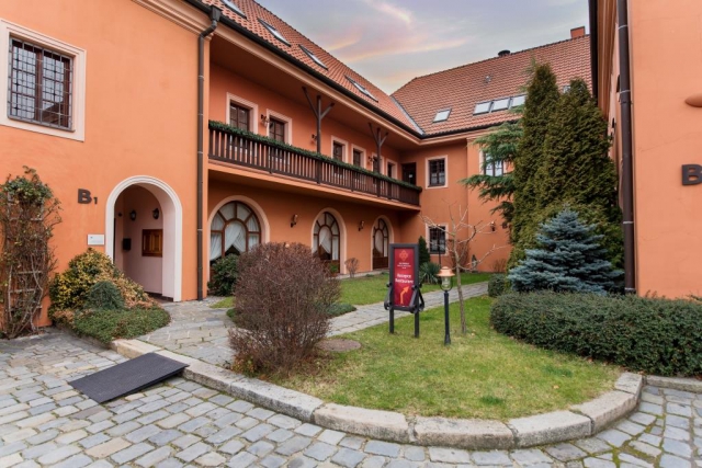 3denní relaxační pobyt pro dva v Hotelu Octárna – oáze klidu v srdci Kroměříže. 