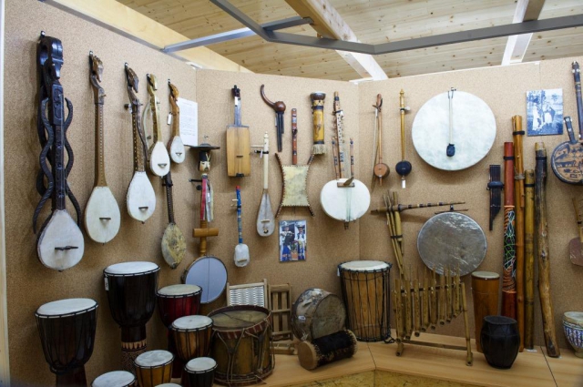 Zavítejte do Ostružné v Jeseníkách, čeká na vás 600 hudebních nástrojů z celého světa 