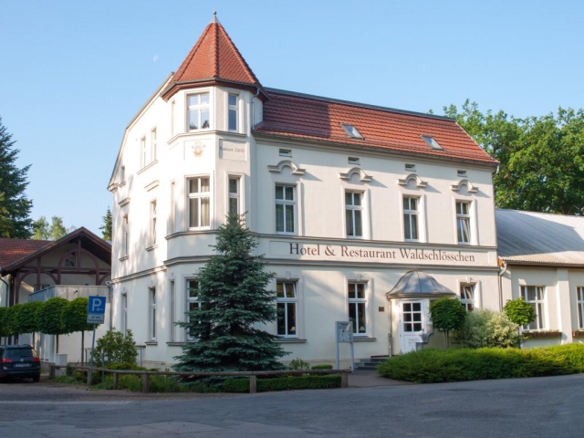 Rodinný Hotel Waldschlösschen Kyritz se nachází v městečku Kyritz