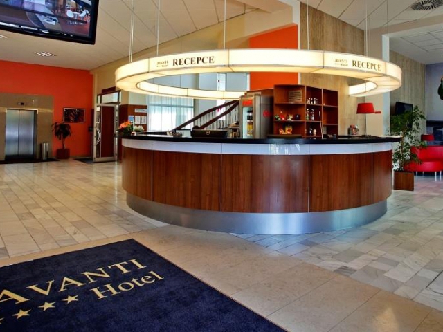 Čtyřhvězdičkový Hotel AVANTI v Brně nabízí komfortní ubytování až pro 250 hostů. Hotel disponuje devadesáti osmi dvoulůžkovými pokoji a osmi apartmány