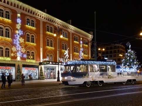 foto: vánoční tramvaj/DPP