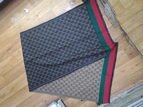 Pražští celníci zadrželi další padělky/ Celní úřad v Praze Pražští celníci zadrželi další padělky/ Celní úřad v Praze