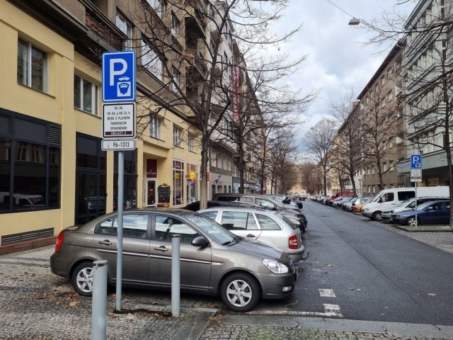 Foto: parkování/ÚMČ Praha 6