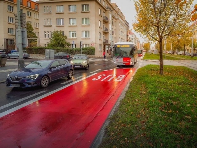 Autobusy na Vítězném náměstí zrychlí/ Ropid