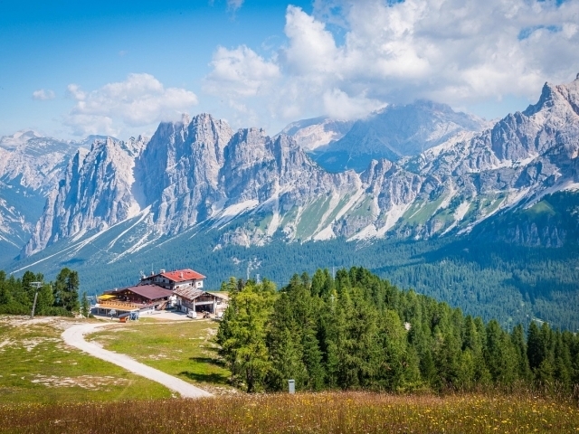 Cortina d´Ampezzo/MARTINOPHUC, pixabay