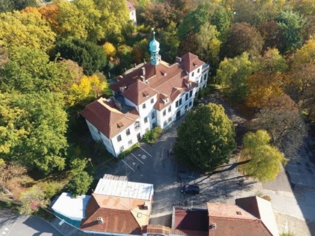 Veleslavínský zámek/Praha 6 Veleslavínský zámek/Praha 6