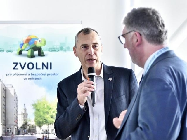 Česko se chce stát lídrem umělé inteligence v dopravě a mobilitě/ČVUT