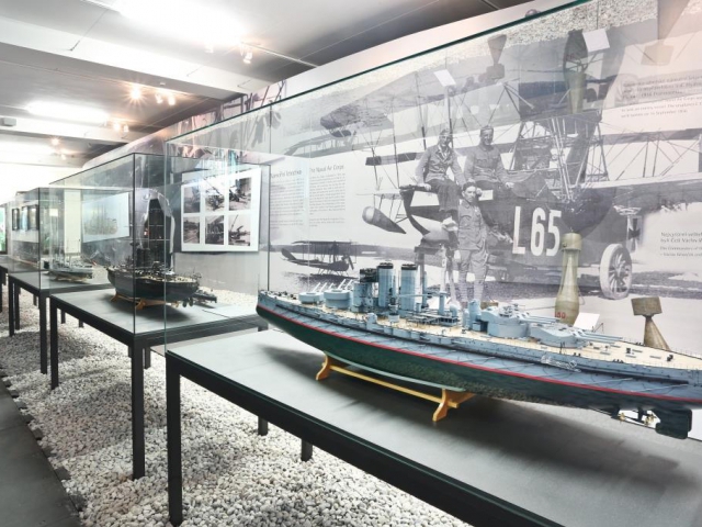 Nová výstava v Národním technickém muzeu s názvem „Naše moře…“ je věnována historii rakouského válečného námořnictva od roku 1850 až do zániku podunajské monarchie, foto Národní technické muzeum Praha