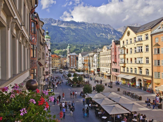 Centrum alpského města Innsbruck, foto © Innsbruck Tourismus