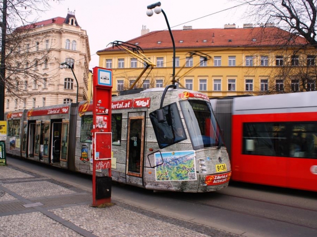 Zlevněné roční jízdné v pražské MHD již koupil dvojnásobek cestujících, foto Praha Press