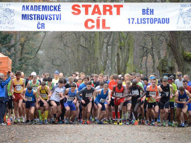 Běžecké závody v Oboře Hvězda pro studenty i veřejnost, foto ÚTVS ČVUT