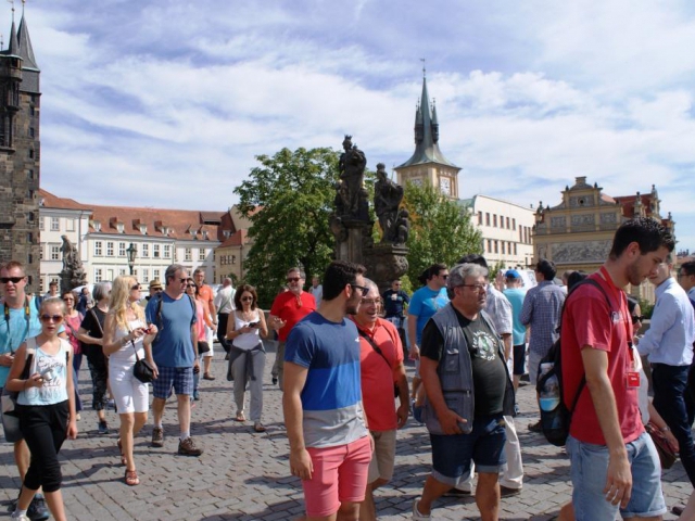 Příjezdová turistika v Praze je stále na vzestupu. Foto Praha Press