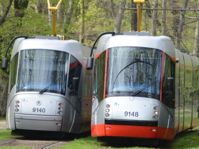 Upravená tramvaj 14T pro spokojenost cestujících. Foto Magistrát hl. m. Prahy