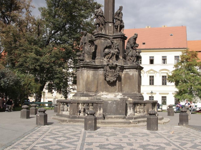 Historii Mariánského sloupu na Hradčanském náměstí připomíná panelová výstava, foto Galerie hlavního města Prahy
