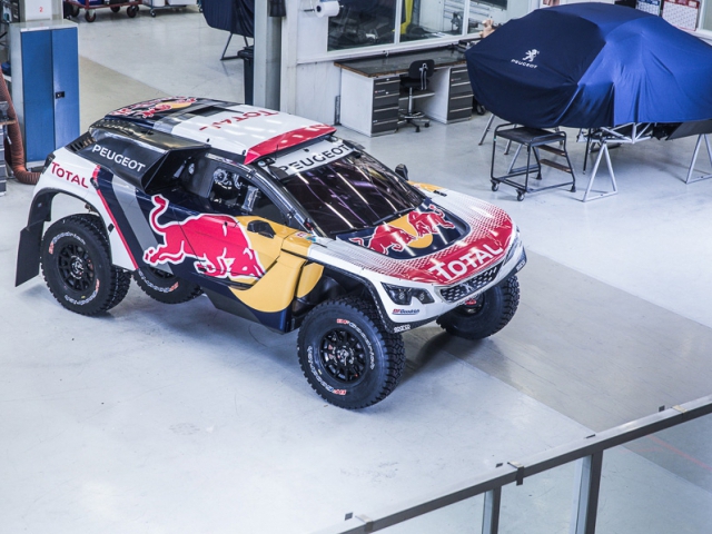 Nový Peugeot 3008 DKR v barvách pro Dakar 2017. Foto Peugeot