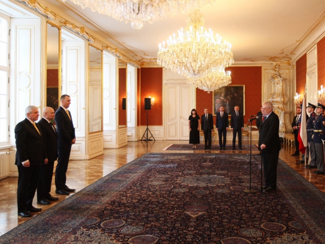 Prezident republiky Miloš Zeman jmenoval nové členy bankovní rady ČNB. Foto ČNB
