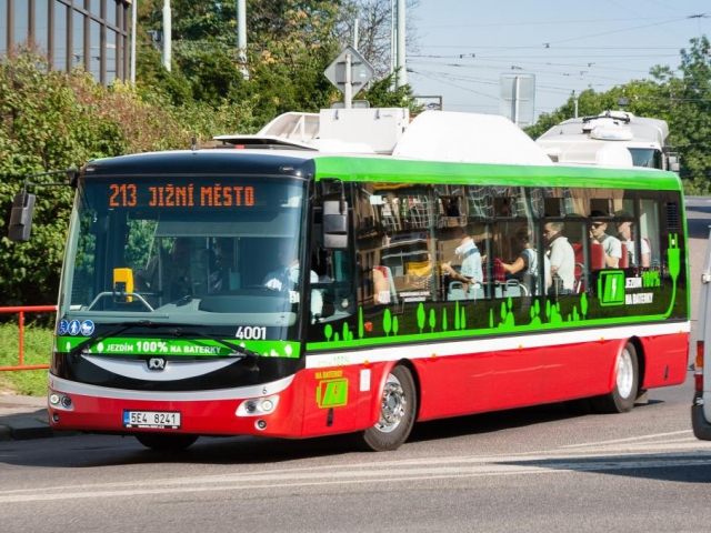 Pražská MHD připravuje více zapojit elektrobusy. Foto DPP
