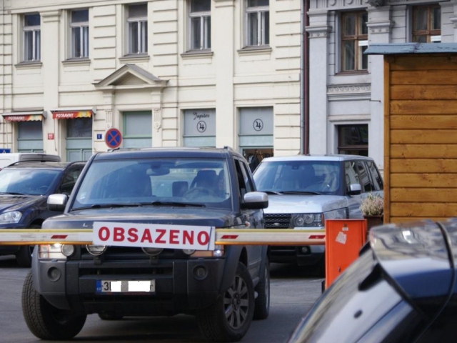 Praha upozorní na nevýhody SUV v městském provozu. Foto Praha Press