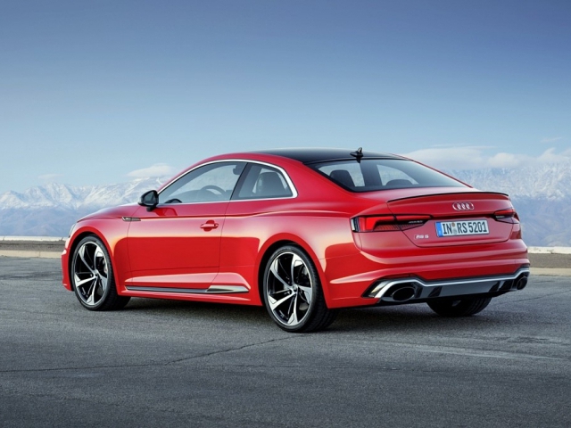 Audi zahajuje na českém trhu předprodej druhé generace vysokovýkonného modelu RS 5 Coupé. Foto Audi
