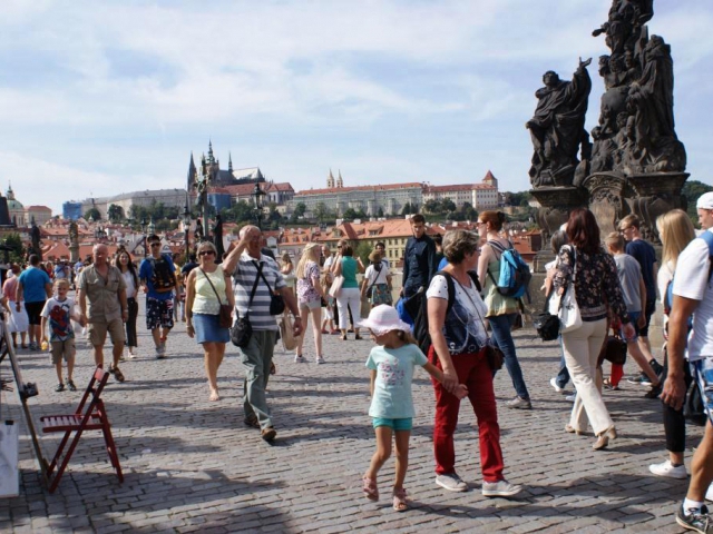 Karlův most v neděli oslaví 660 let, foto Praha Press