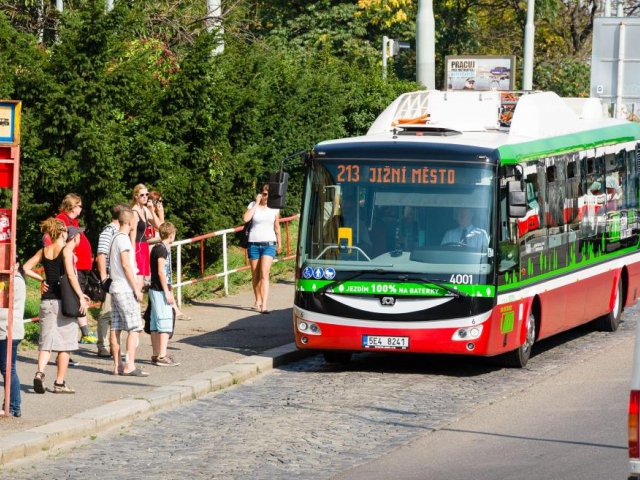 Elektrobusy budou jezdit z Palmovky do Letňan, foto DPP