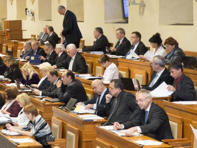 Lidovečtí senátoři odmítají zbraňovou ústavní novelu, foto Senát PČR