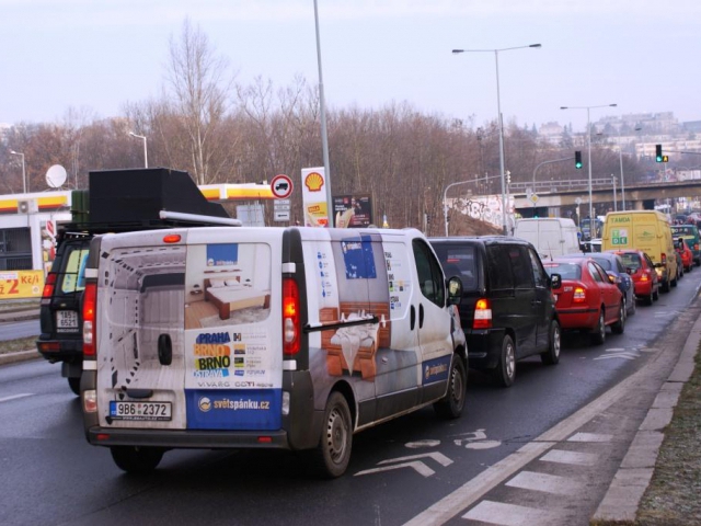 Praha 6 vyzývá magistrát k řešení dopravní situace kolem okruhu. Foto Praha Press