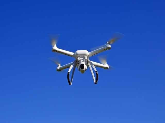 Systém pro drony chytřejší a bezpečnější