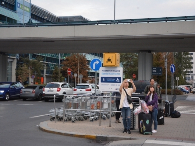 SŽDC získala další územní rozhodnutí k výstavbě železnice na letiště, foto: Praha Press