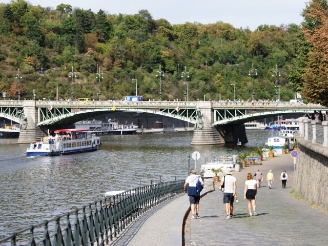 Pražské náplavky budou mít novou trasu, po které bude jezdit přívoz, foto: Stanislava Nopová